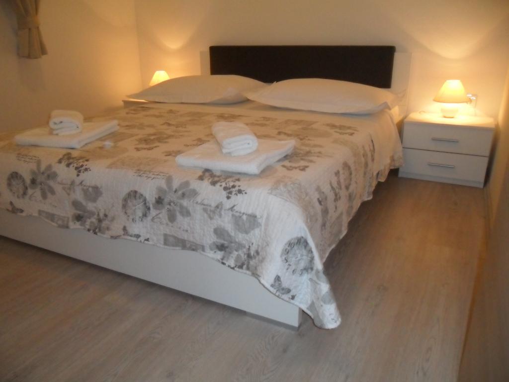 Apartman Soda Lägenhet Trogir Exteriör bild